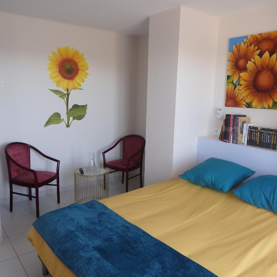 Bed and Breakfast L'Oustal Des Fontanilles Castelnaudary Exterior foto